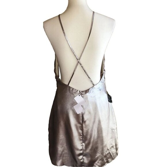 Nasty Gal Women’s In a Flash Halter Shimmer Deep V Mini Dress Size M $78 - Picture 9 of 12